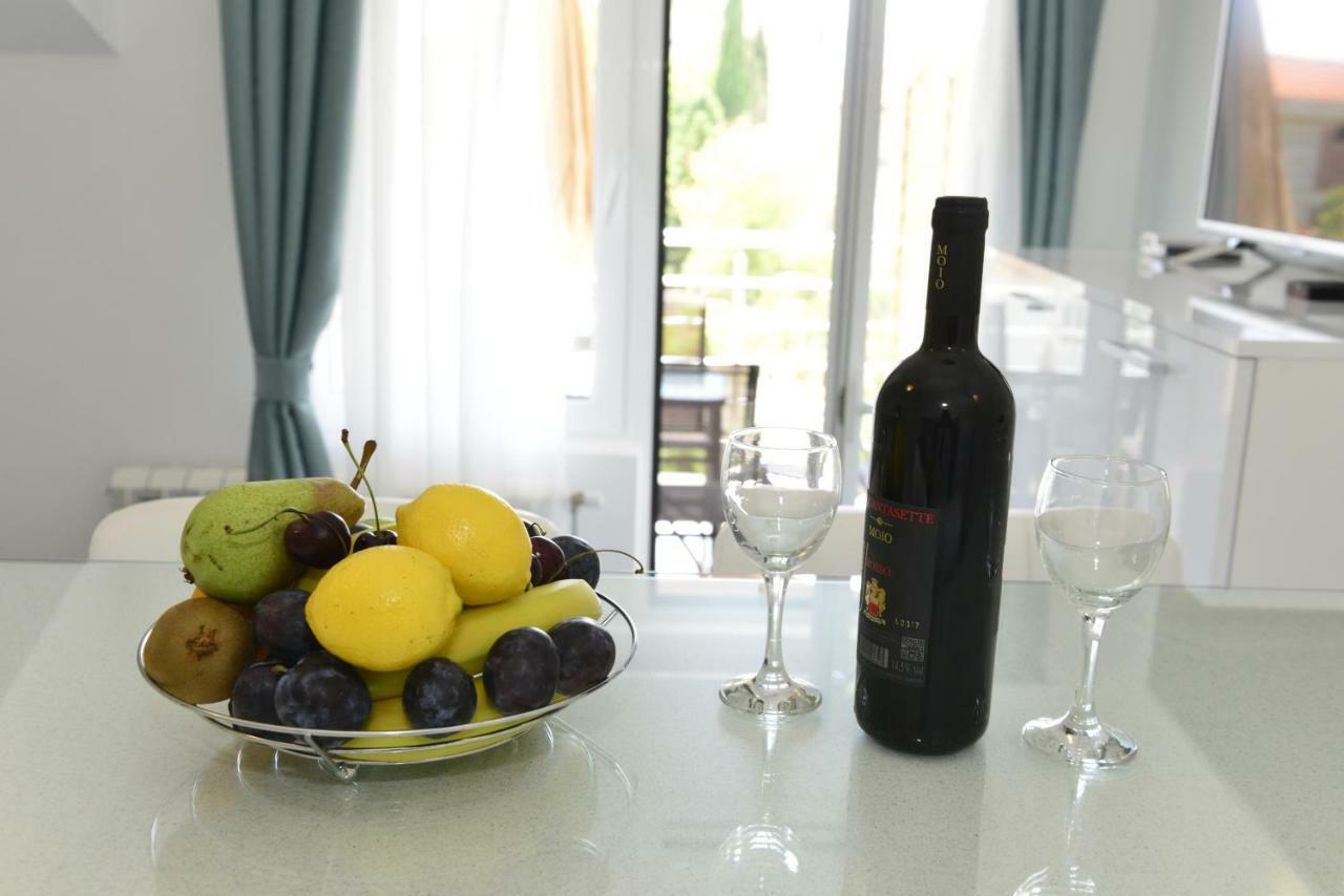 Apartmani Stefanija Tivat Exteriér fotografie