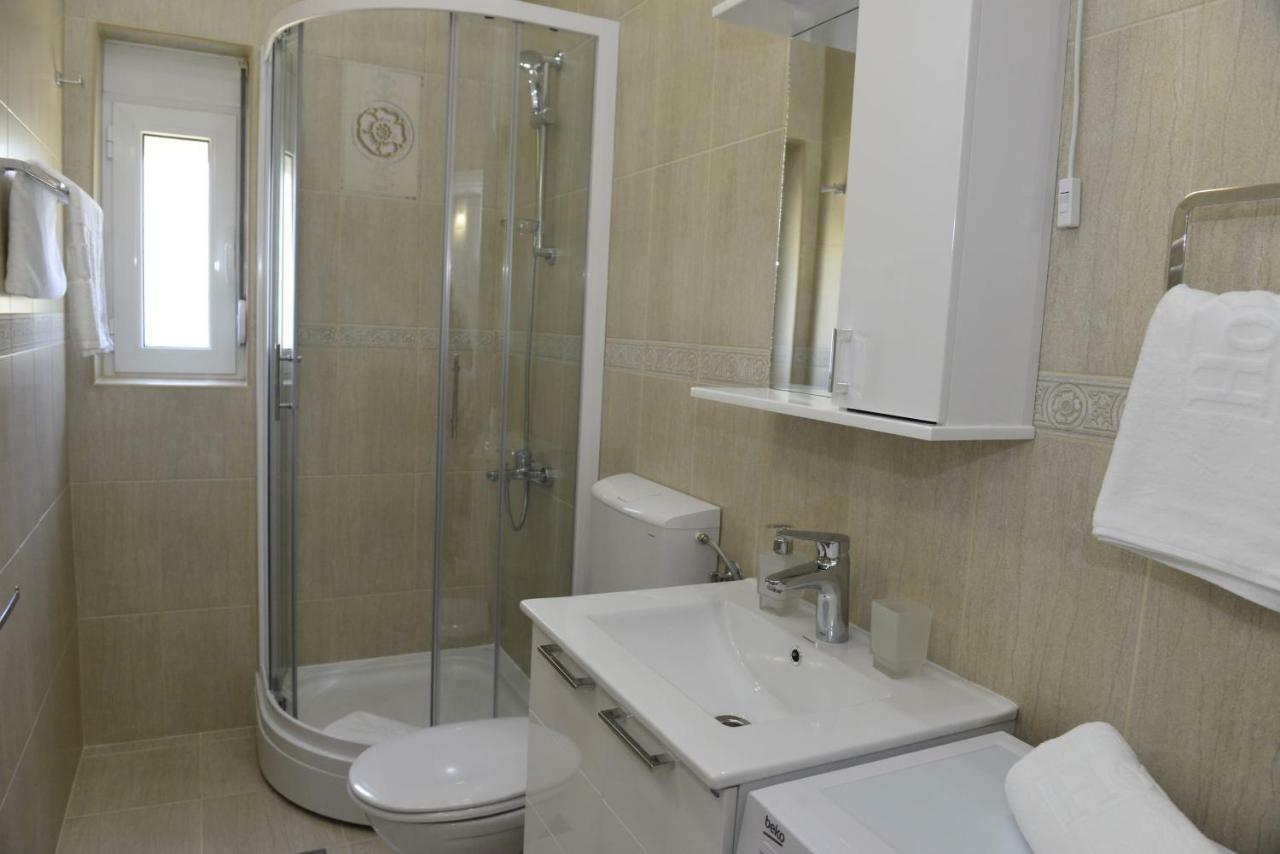 Apartmani Stefanija Tivat Exteriér fotografie